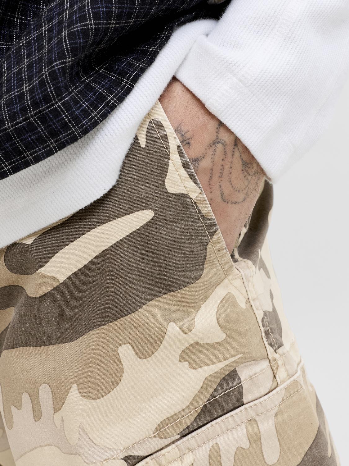 model_shot-detail