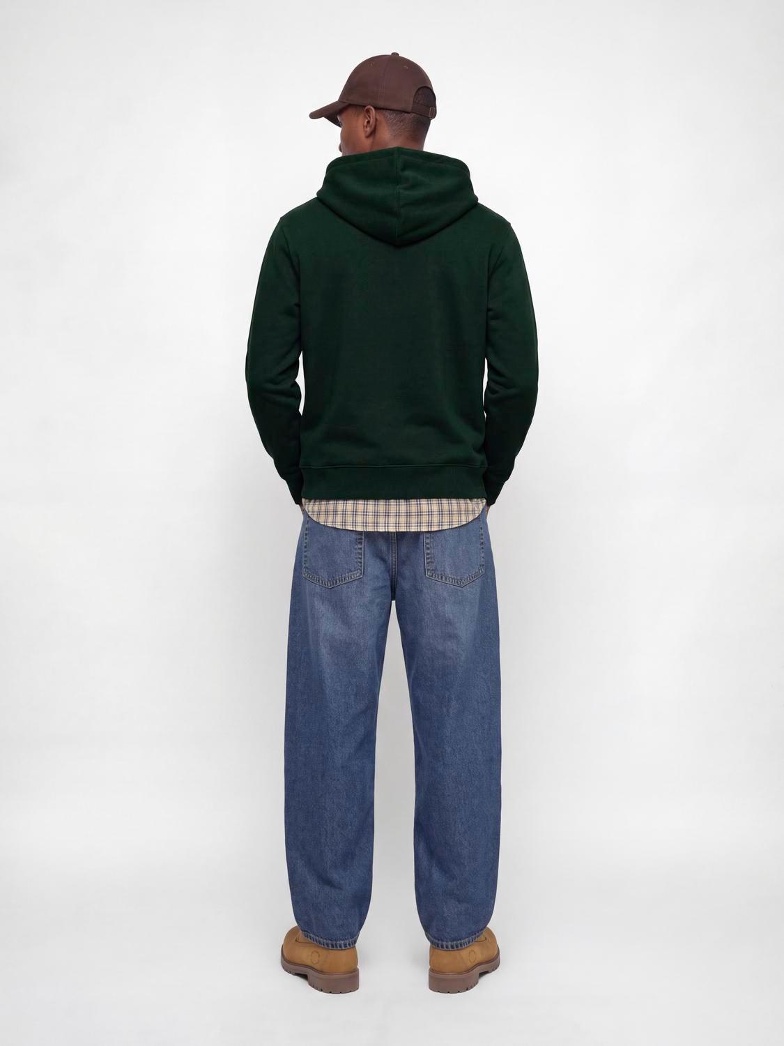 model_shot-back