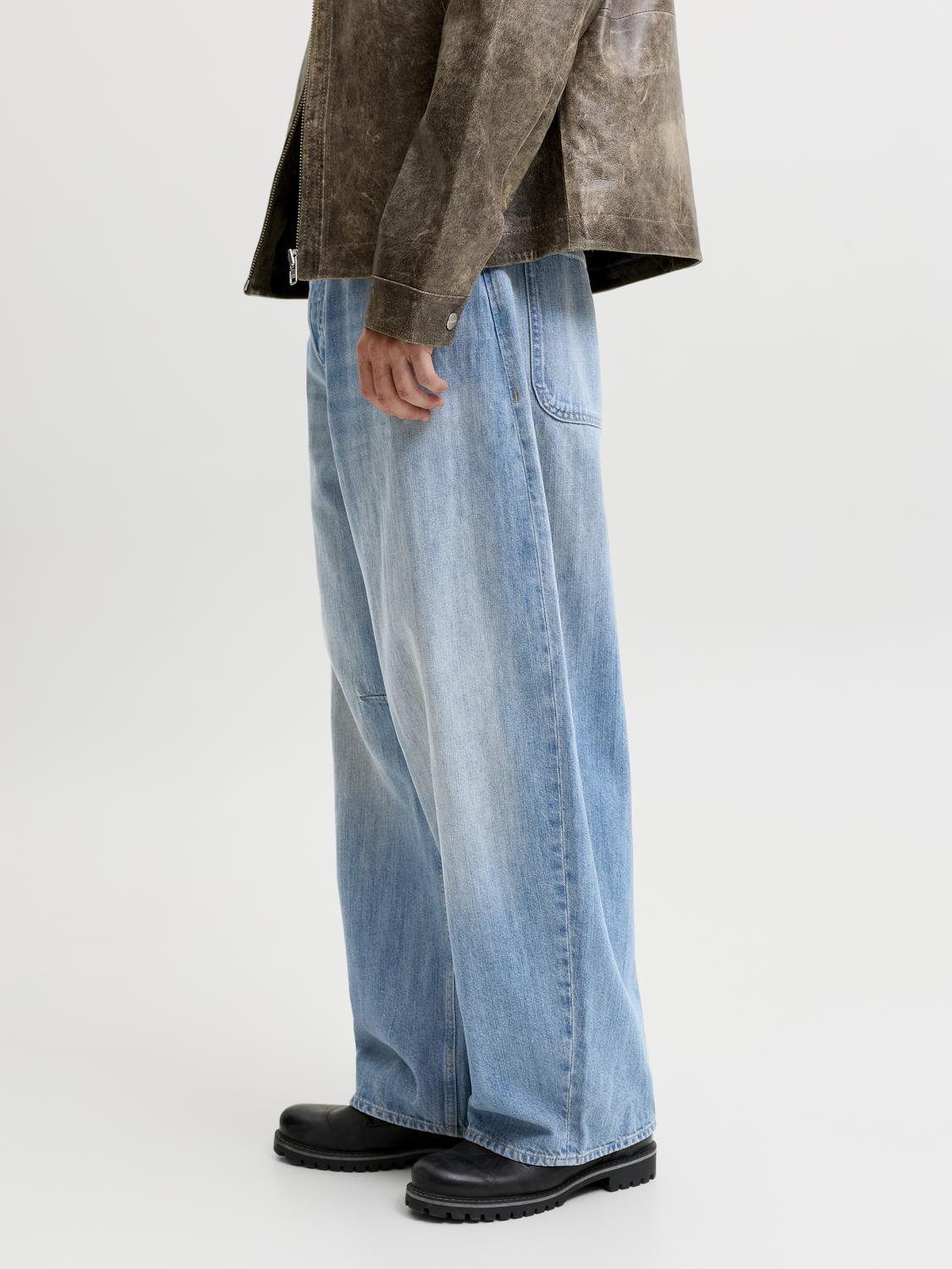 model_shot-detail