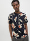 model_shot-creative