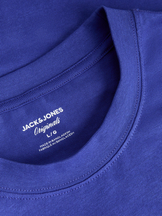 model_shot-detail