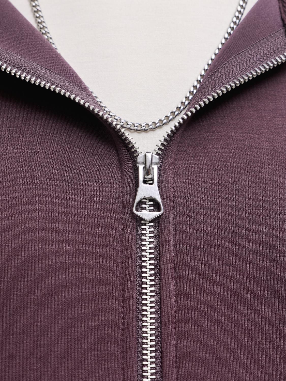 model_shot-detail