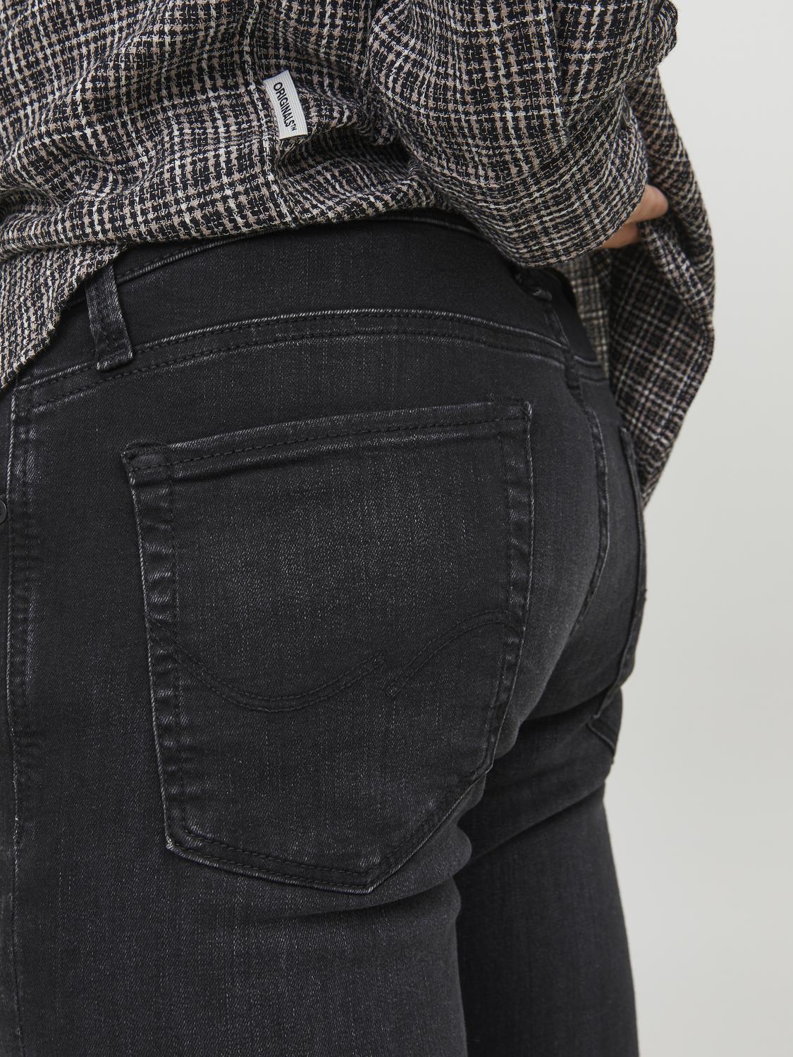 model_shot-detail