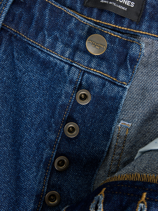 model_shot-detail