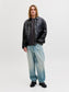 model_shot-front_full