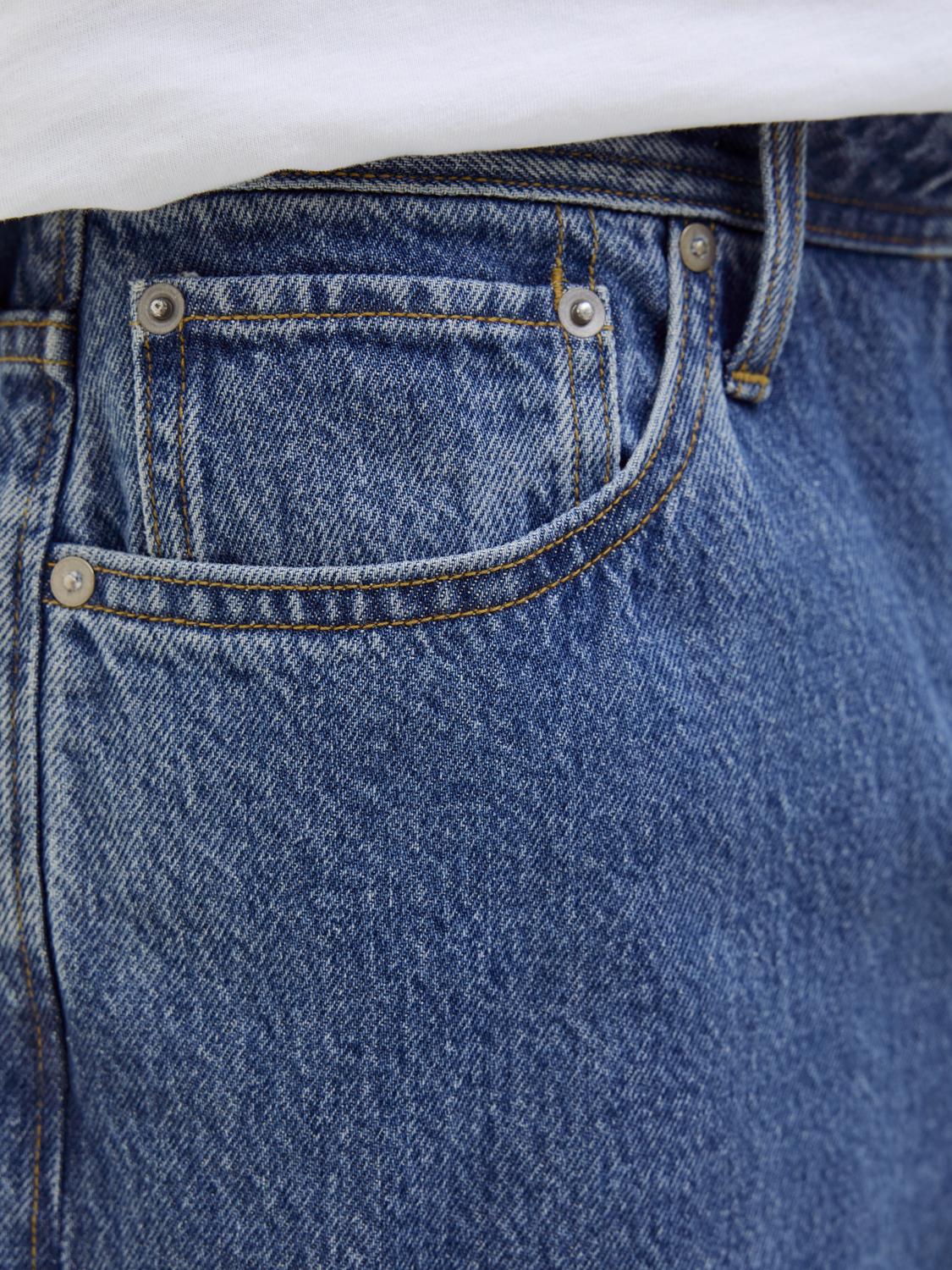 model_shot-detail