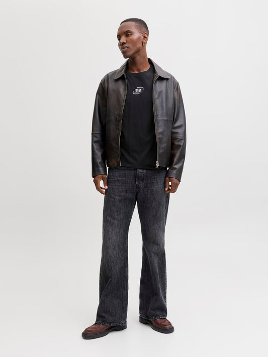 model_shot-front_full