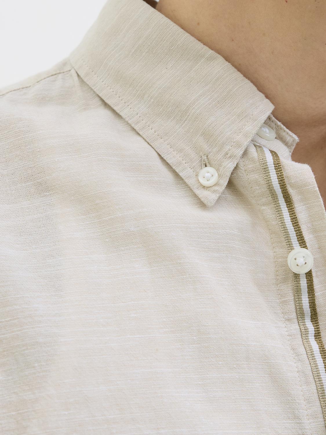 model_shot-detail