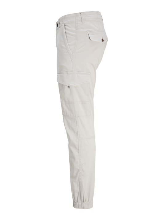 model_shot-front