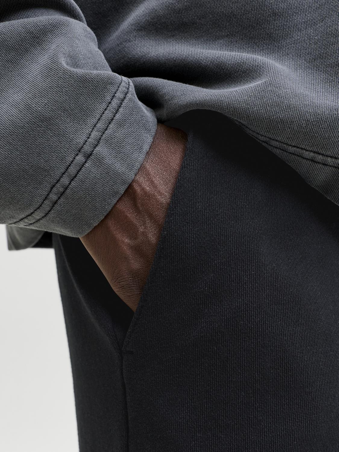 model_shot-detail