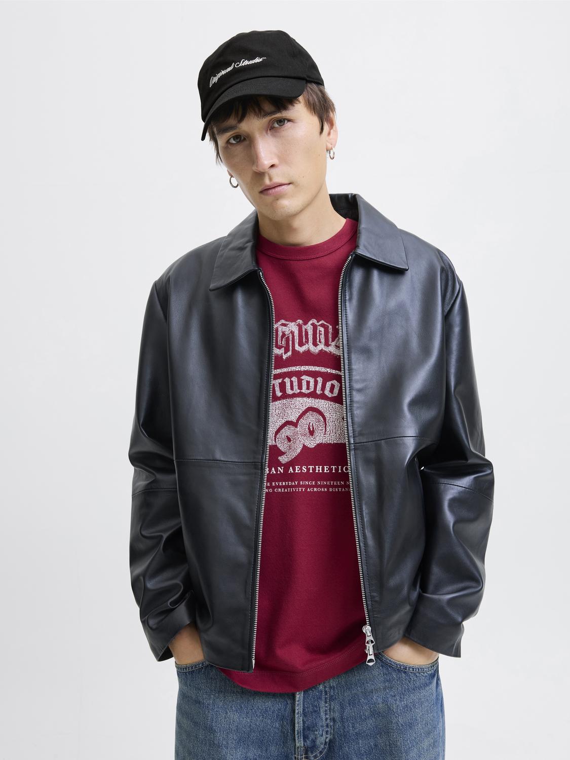 model_shot-front