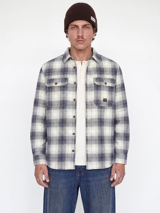 model_shot-front