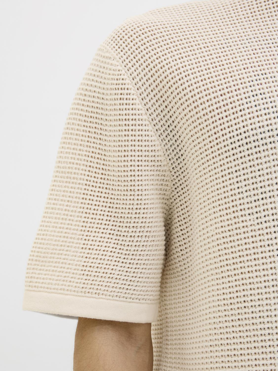 model_shot-detail