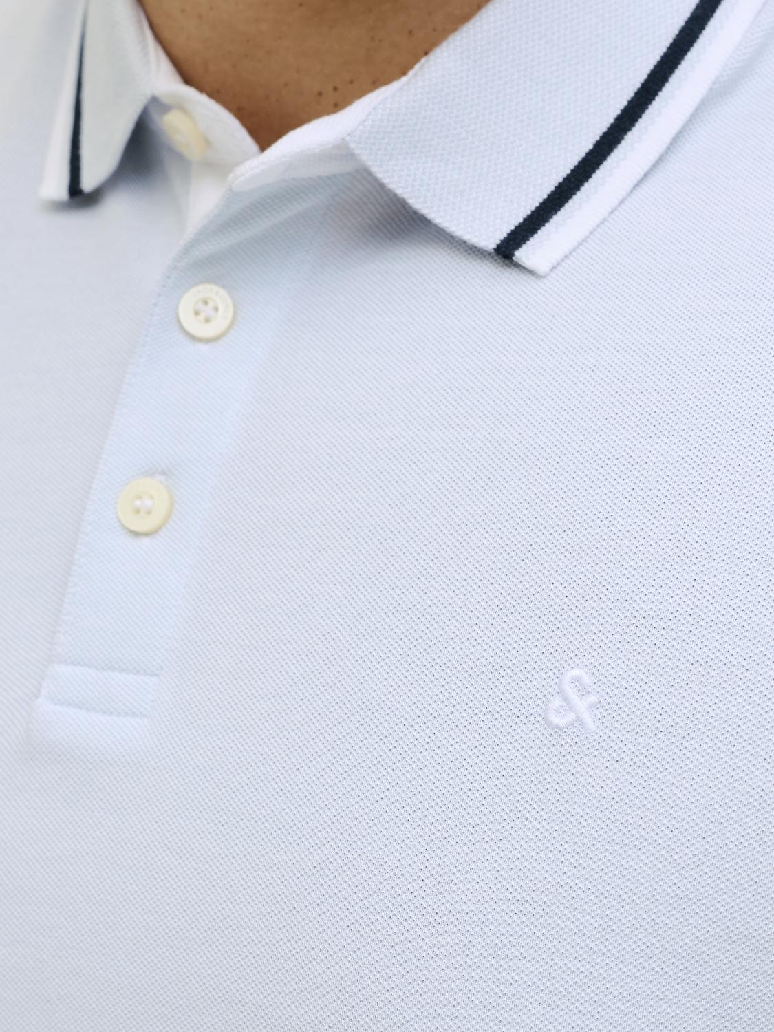 model_shot-detail