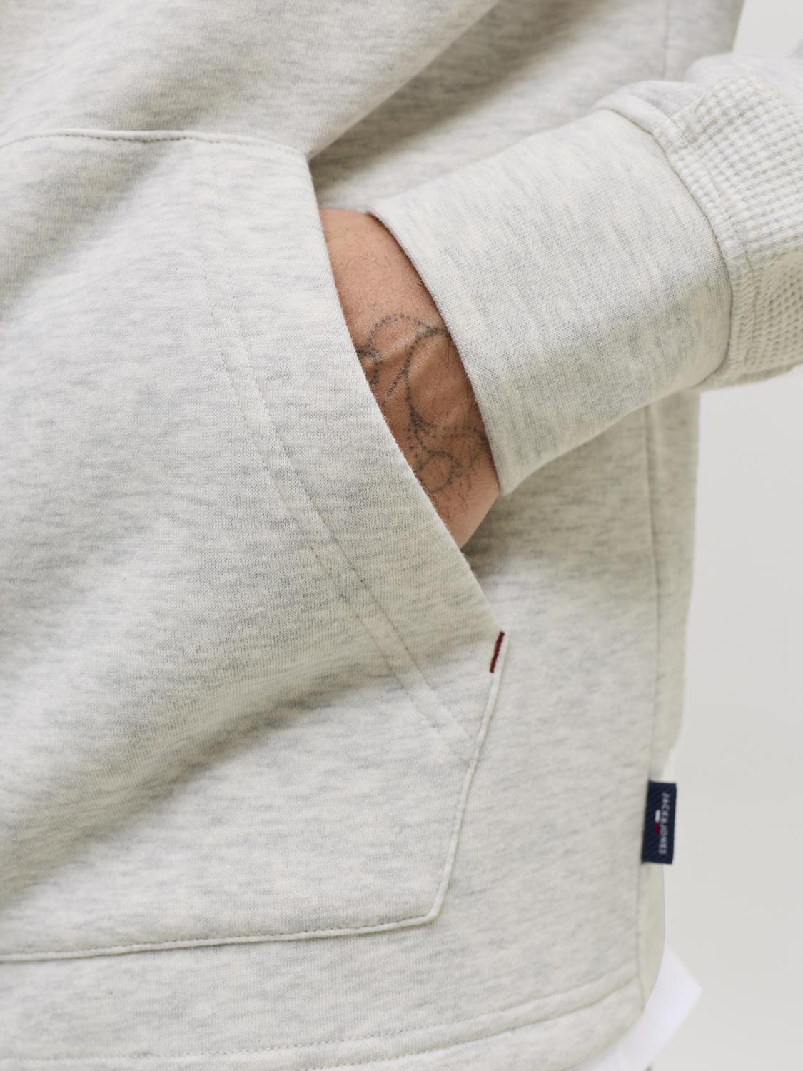 model_shot-detail