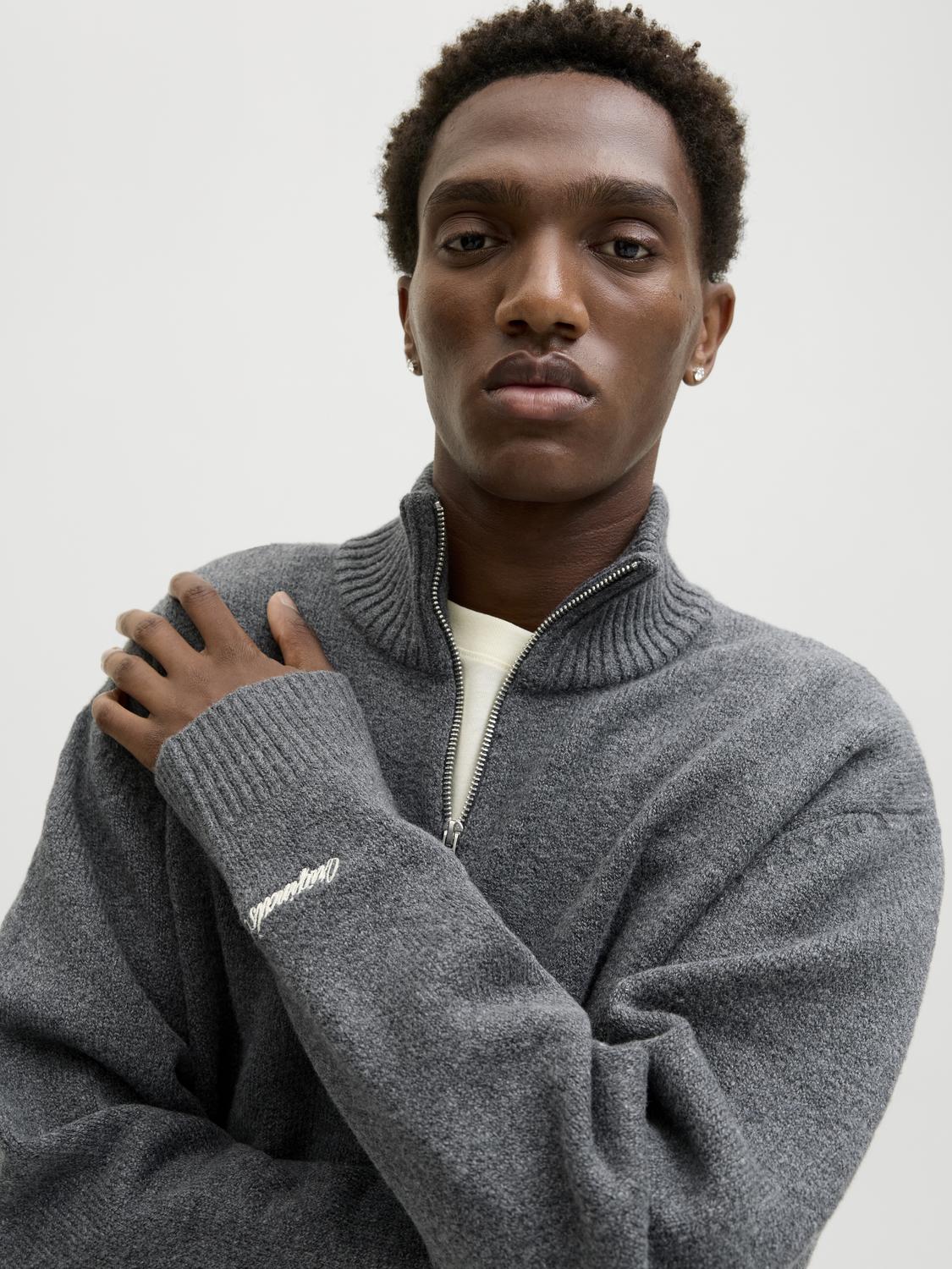 model_shot-creative