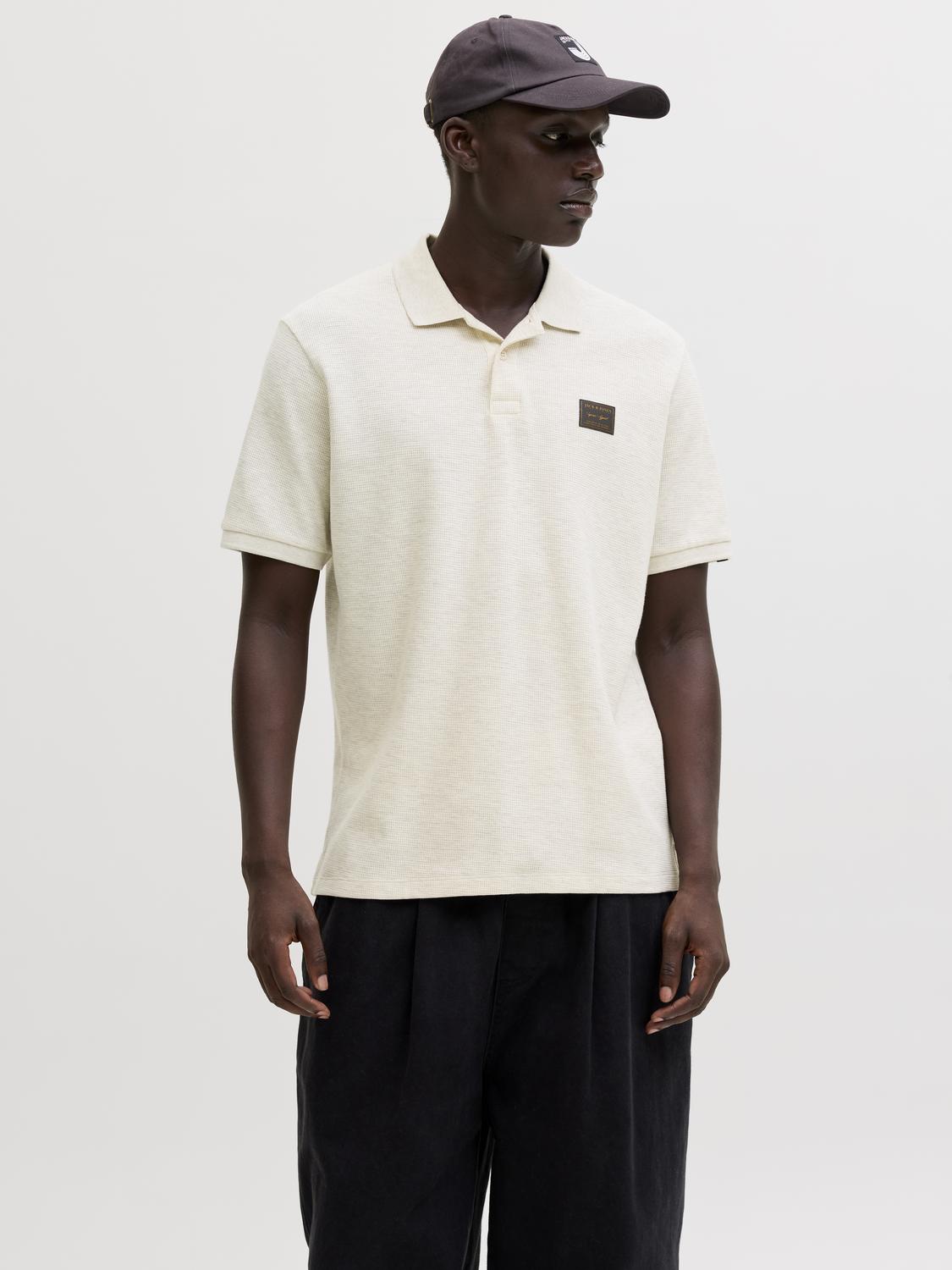model_shot-front