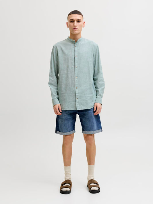 model_shot-front_full
