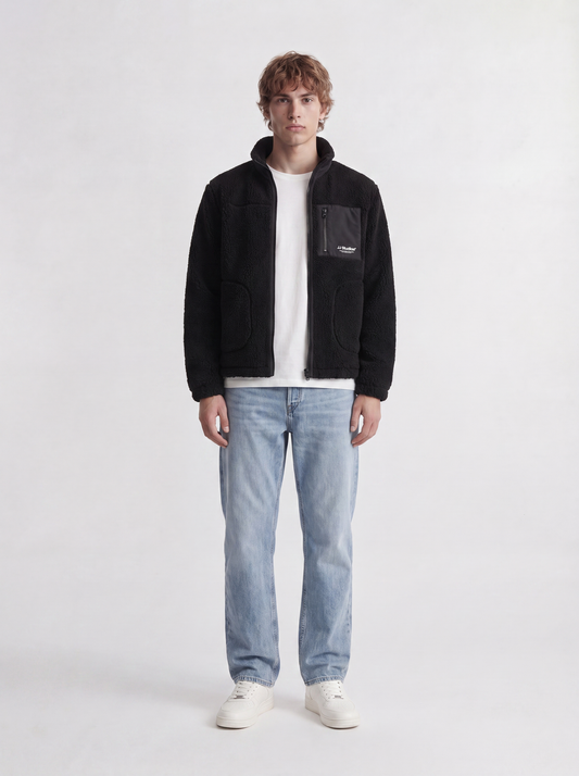model_shot-front_full