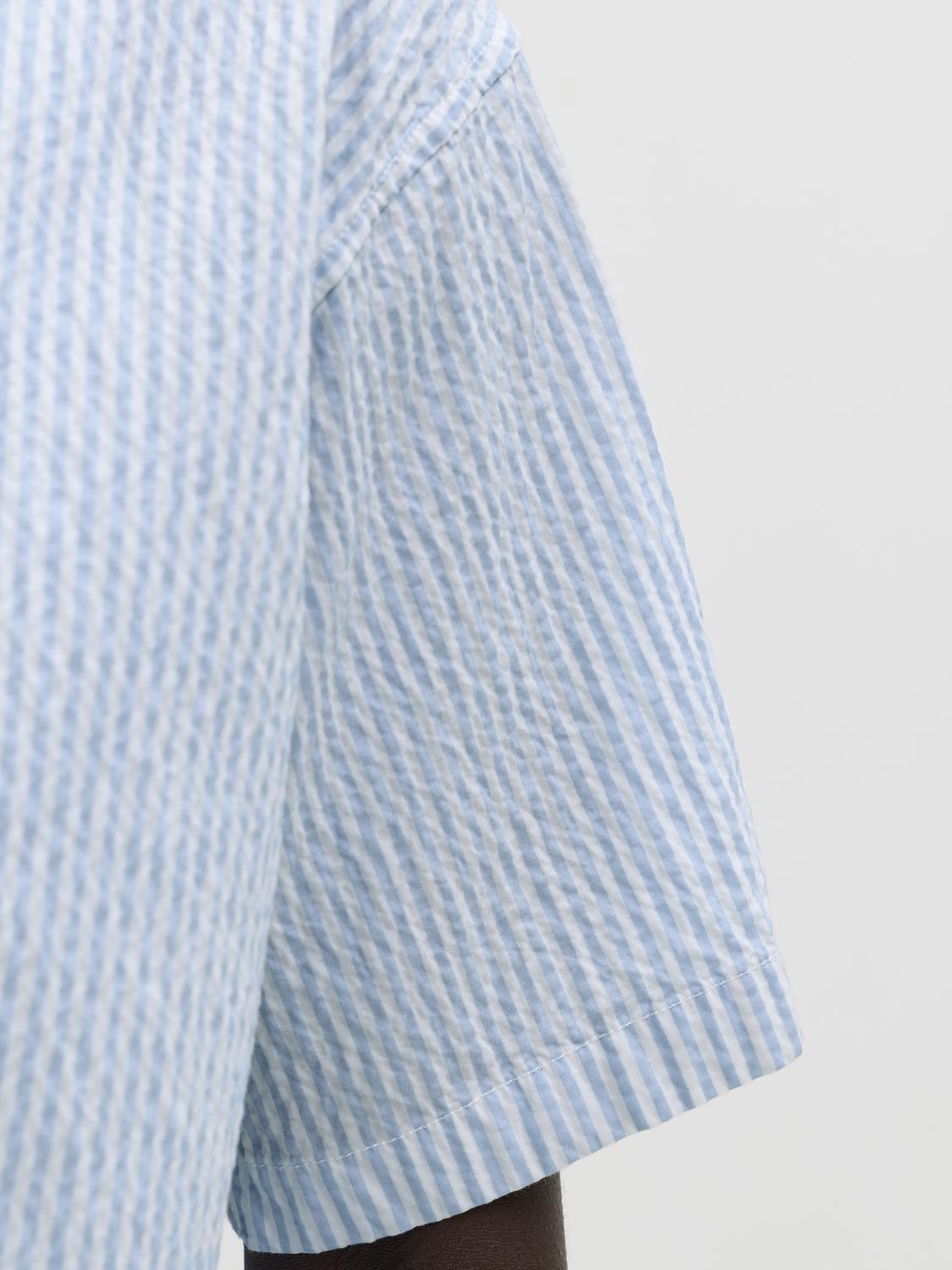 model_shot-detail