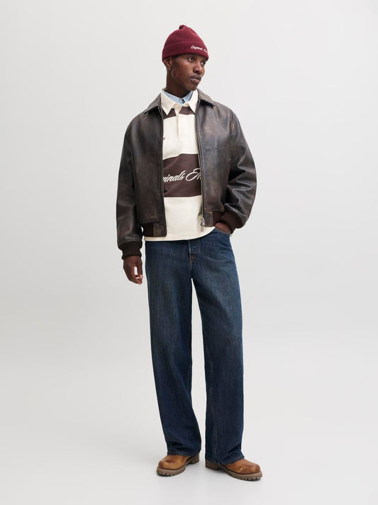 model_shot-front_full