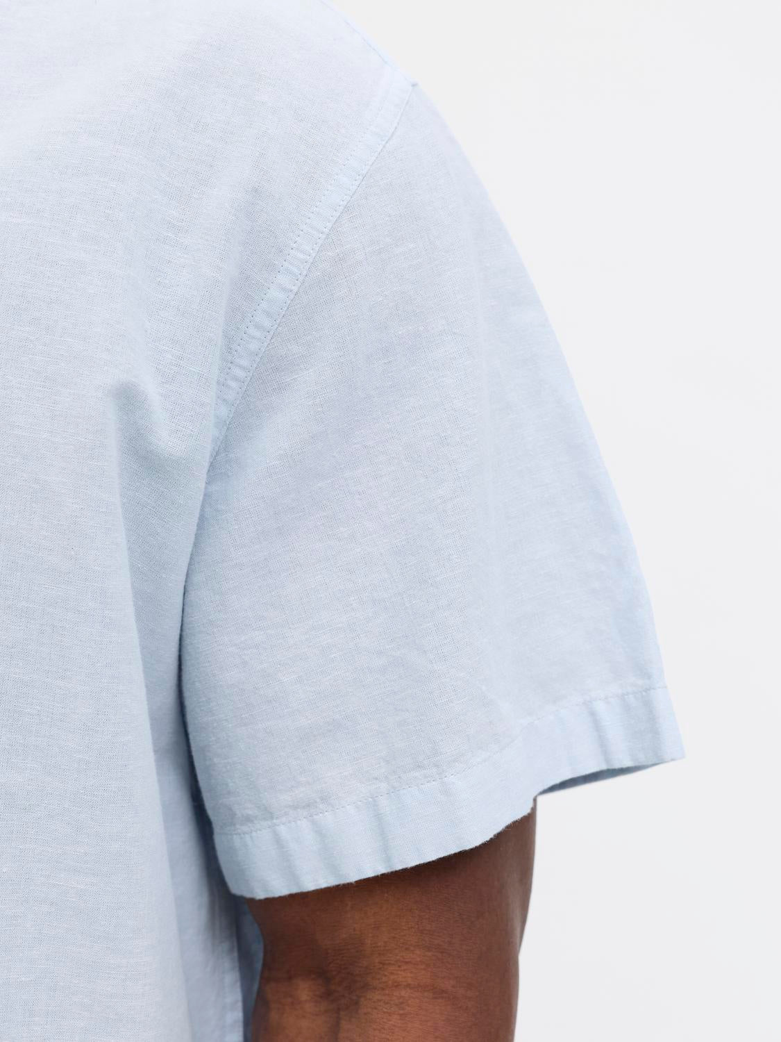 model_shot-detail