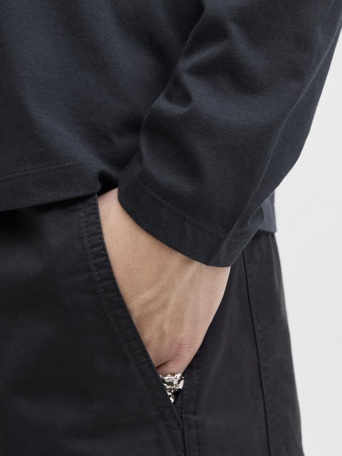 model_shot-detail