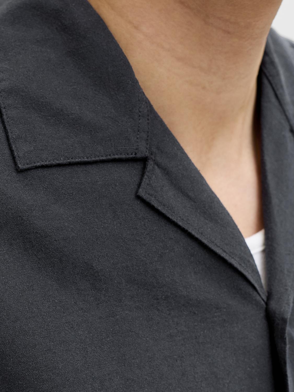 model_shot-detail