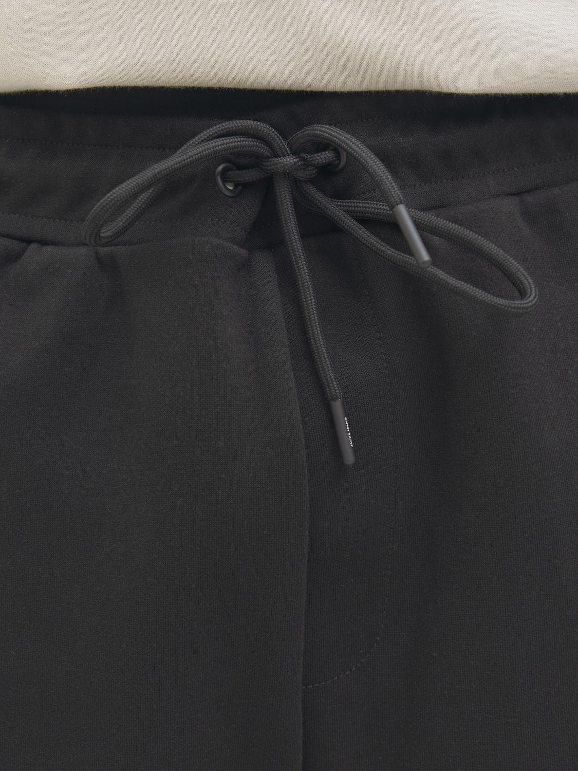 model_shot-detail