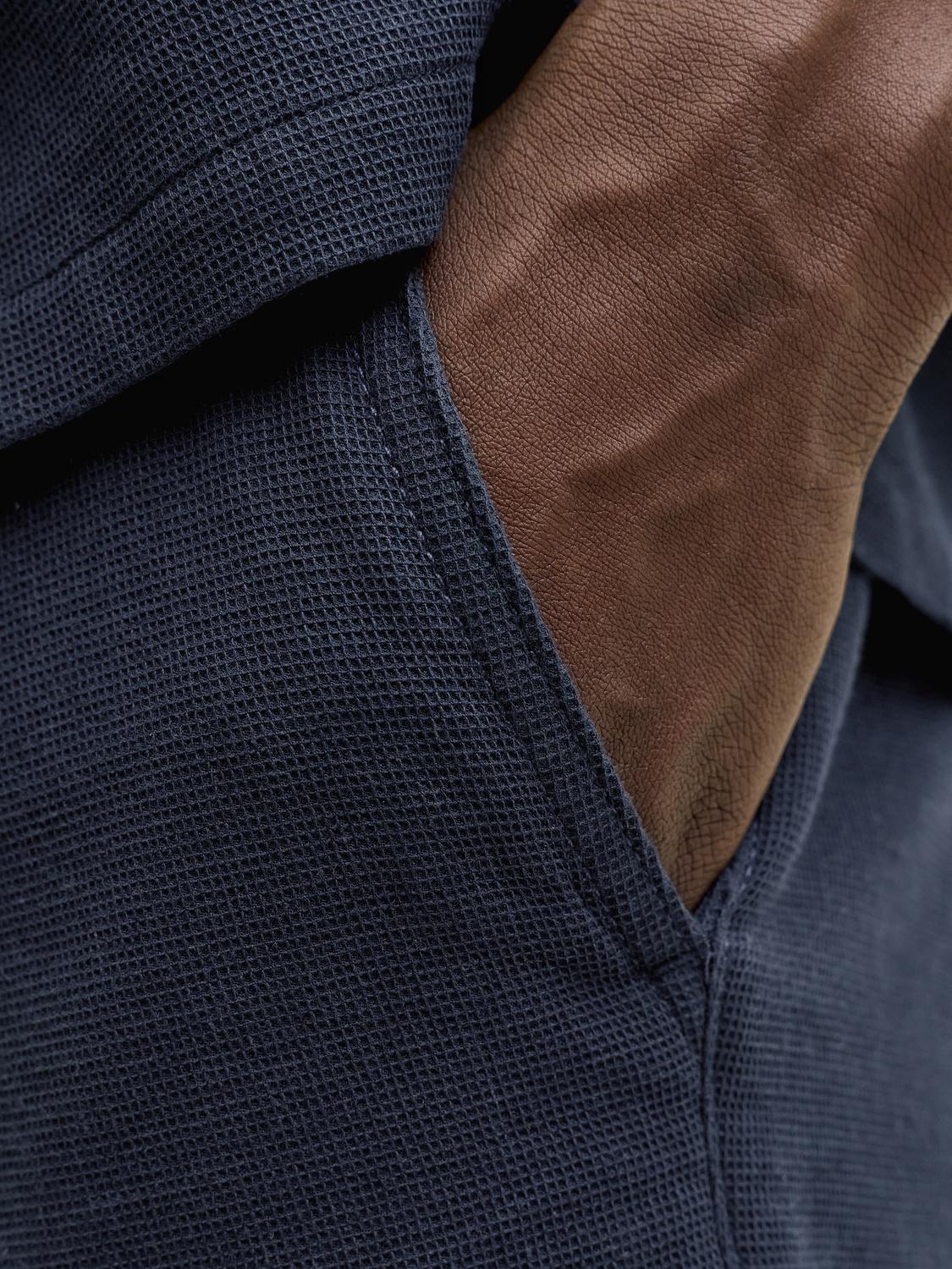 model_shot-detail