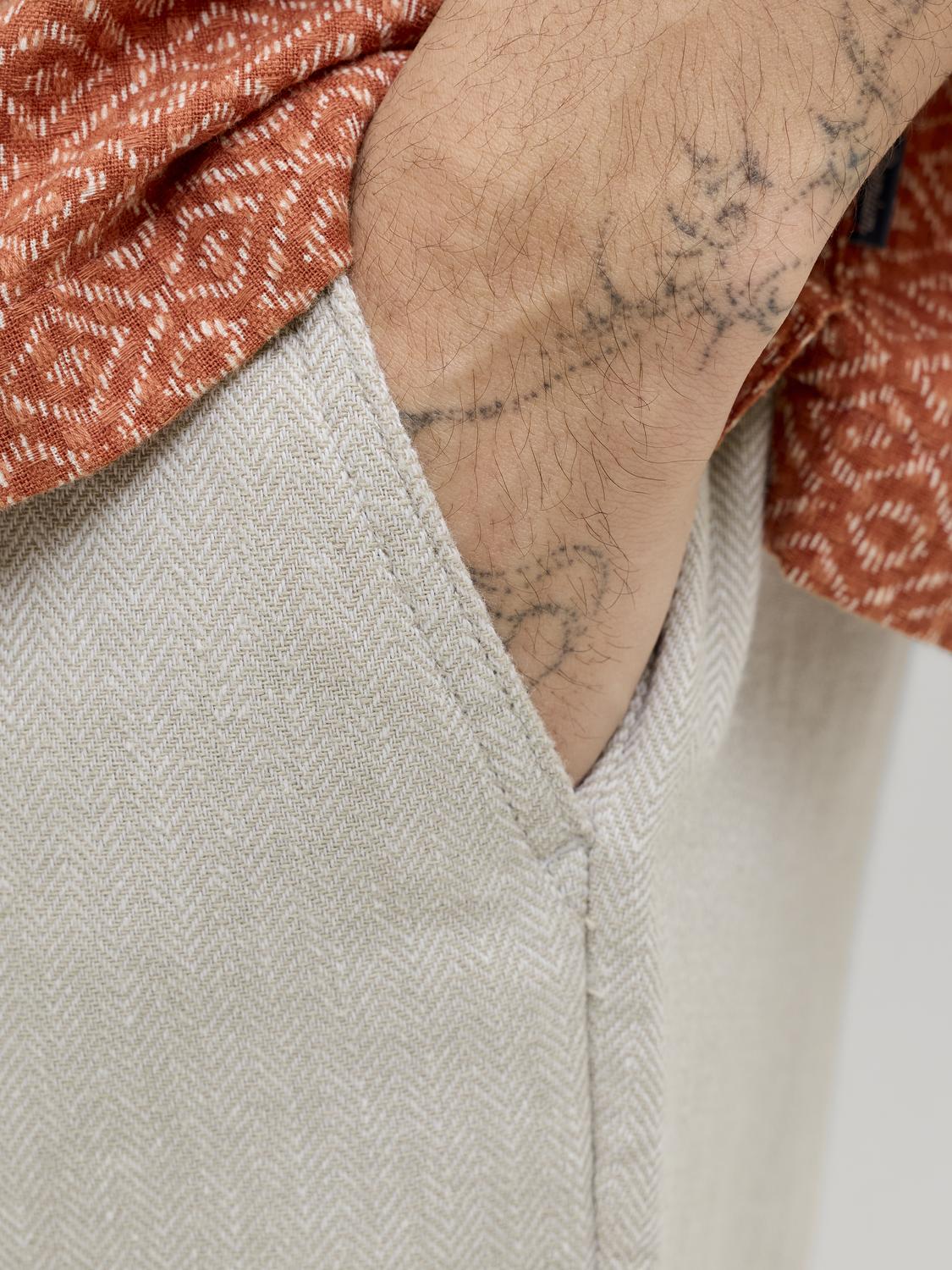 model_shot-detail