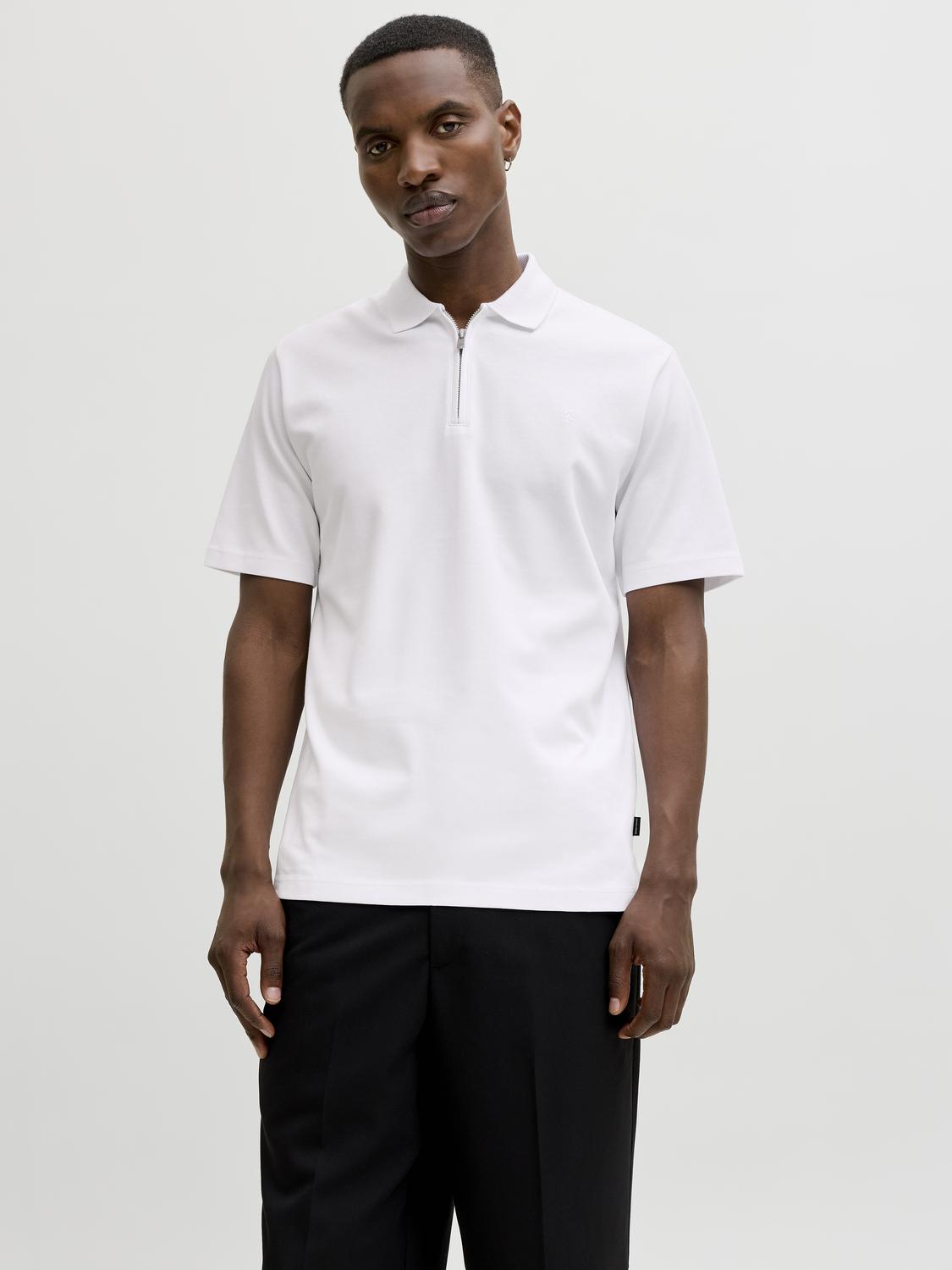 model_shot-front