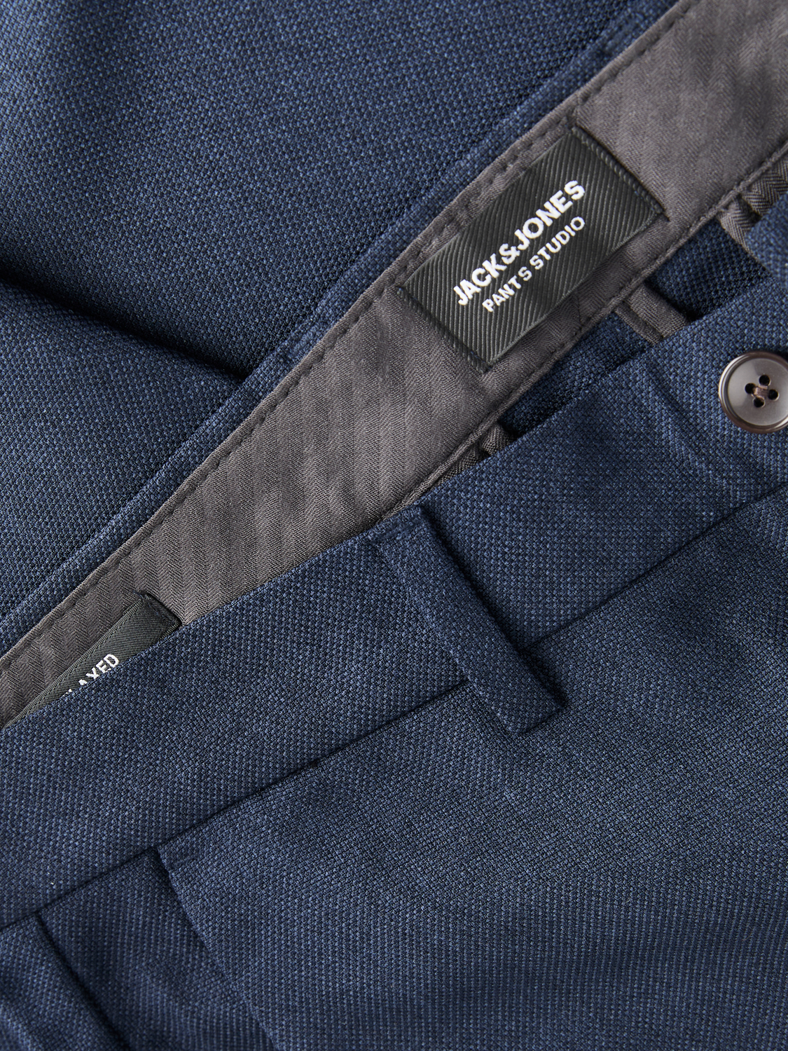 model_shot-detail