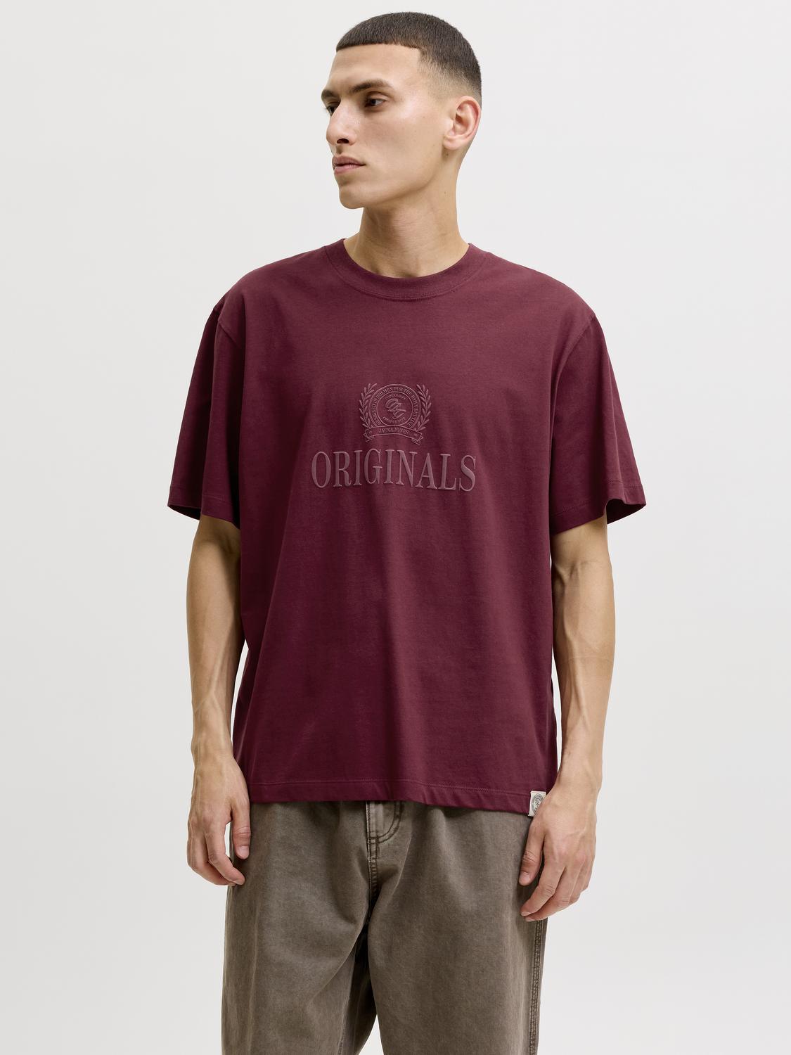 model_shot-front