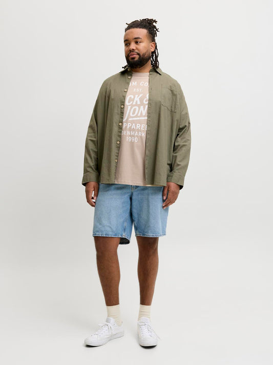 model_shot-front_full