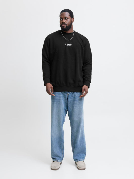 model_shot-front_full