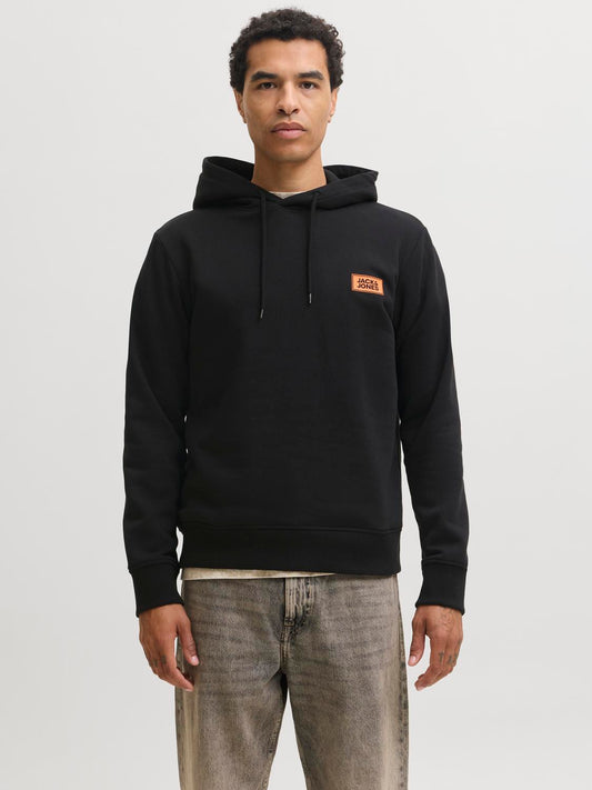 model_shot-front