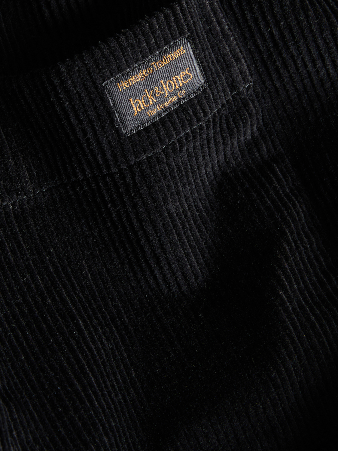 model_shot-detail