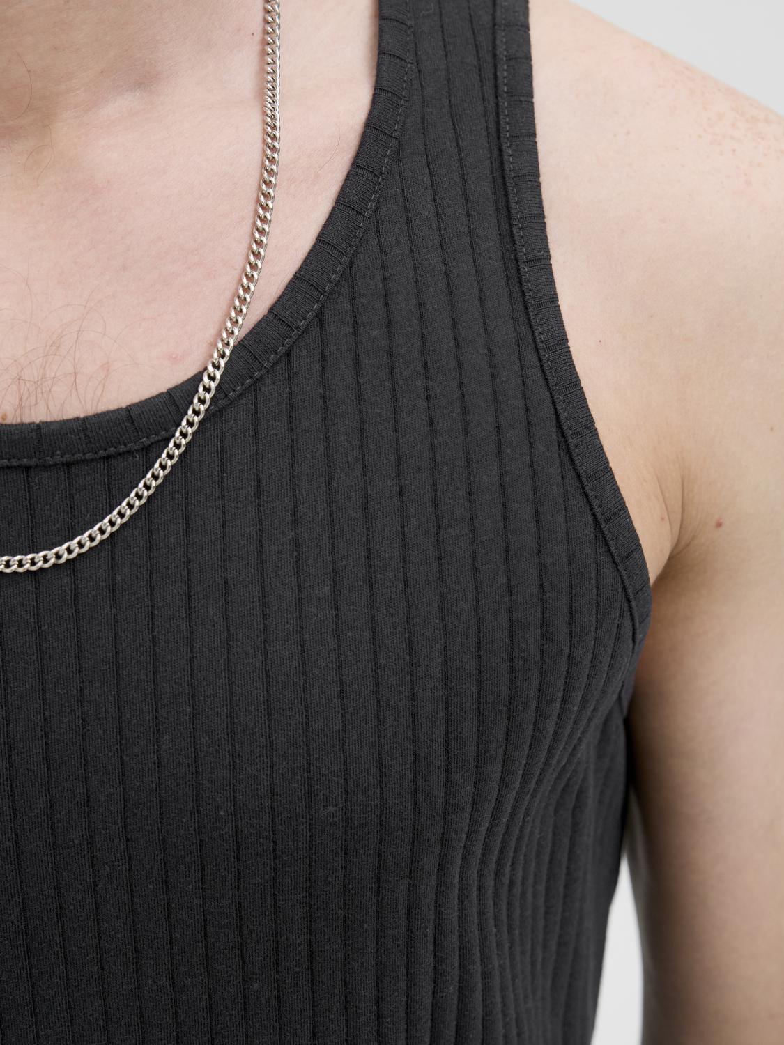 model_shot-detail