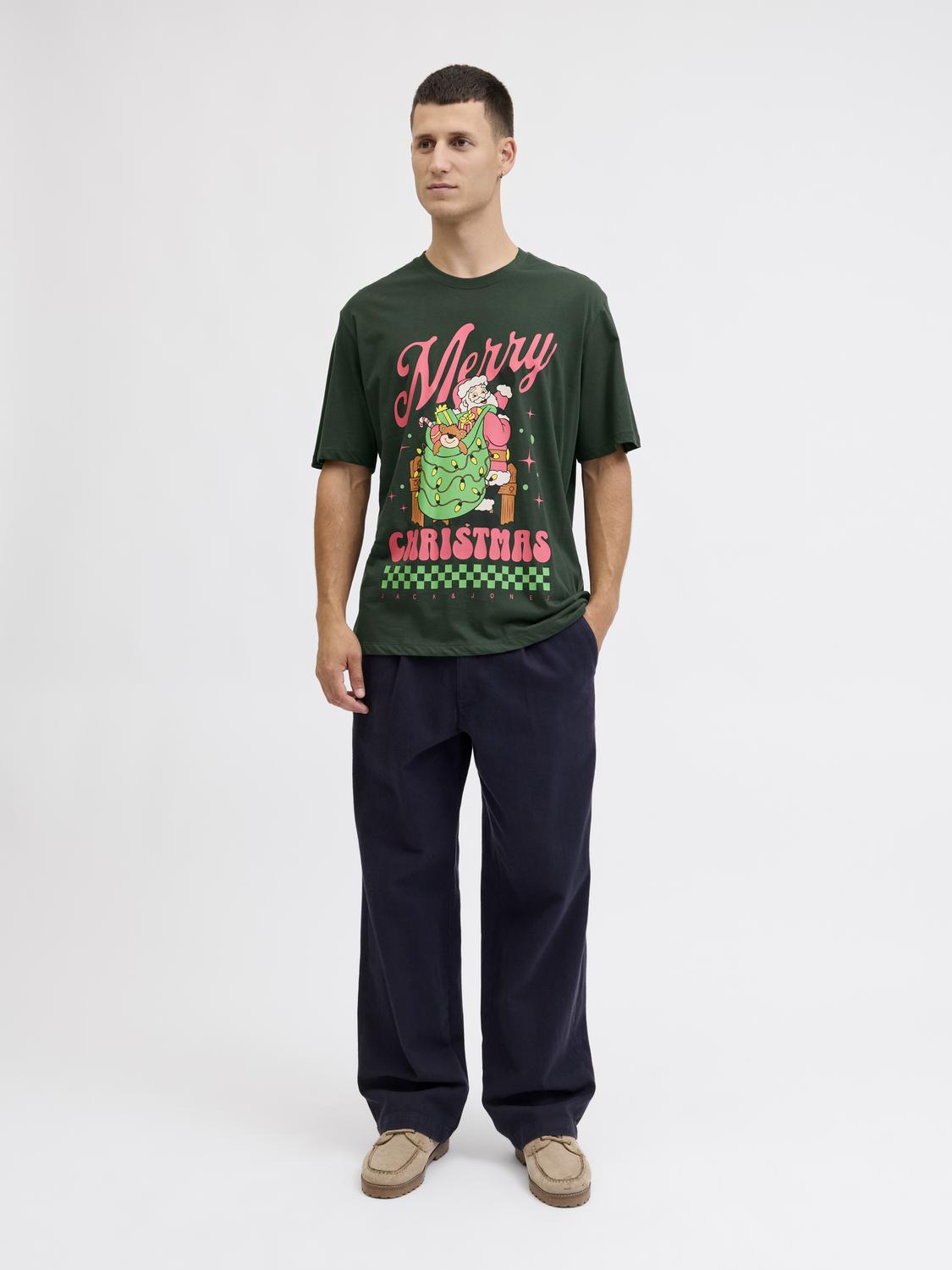 model_shot-front_full