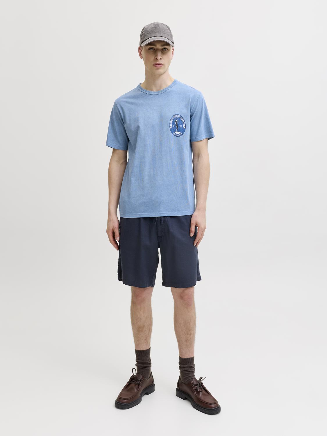 model_shot-front_full