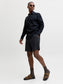 model_shot-creative