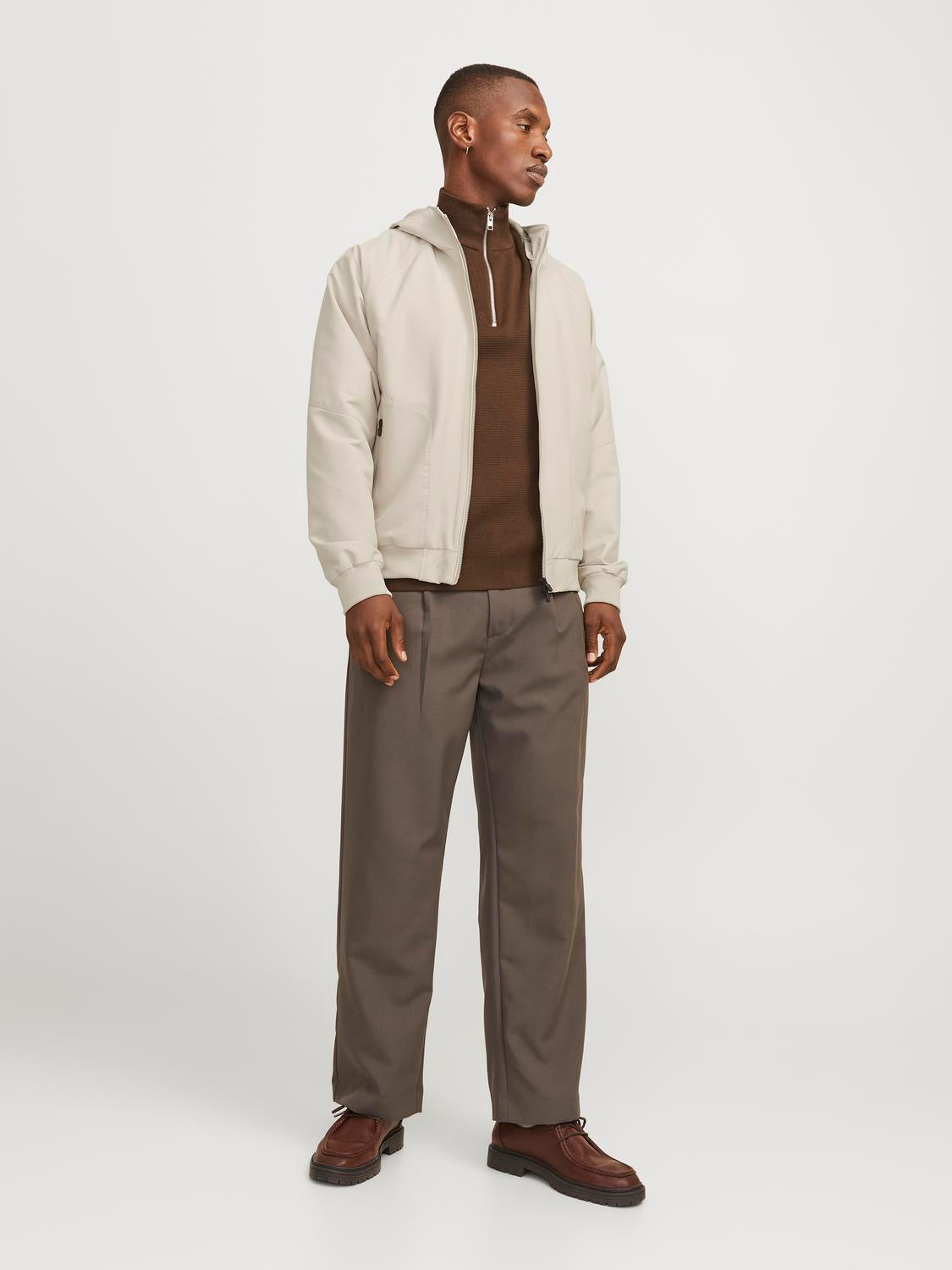 model_shot-front_full
