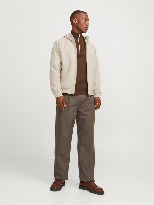 model_shot-front_full