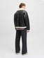 model_shot-back