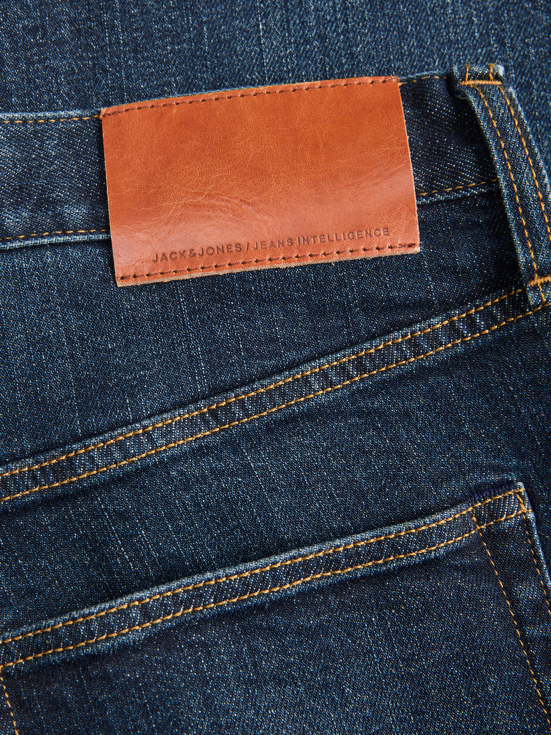 model_shot-detail