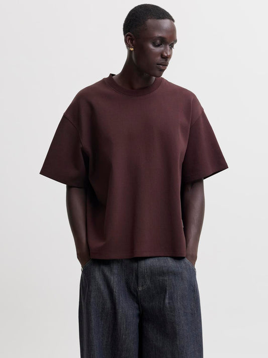 model_shot-front