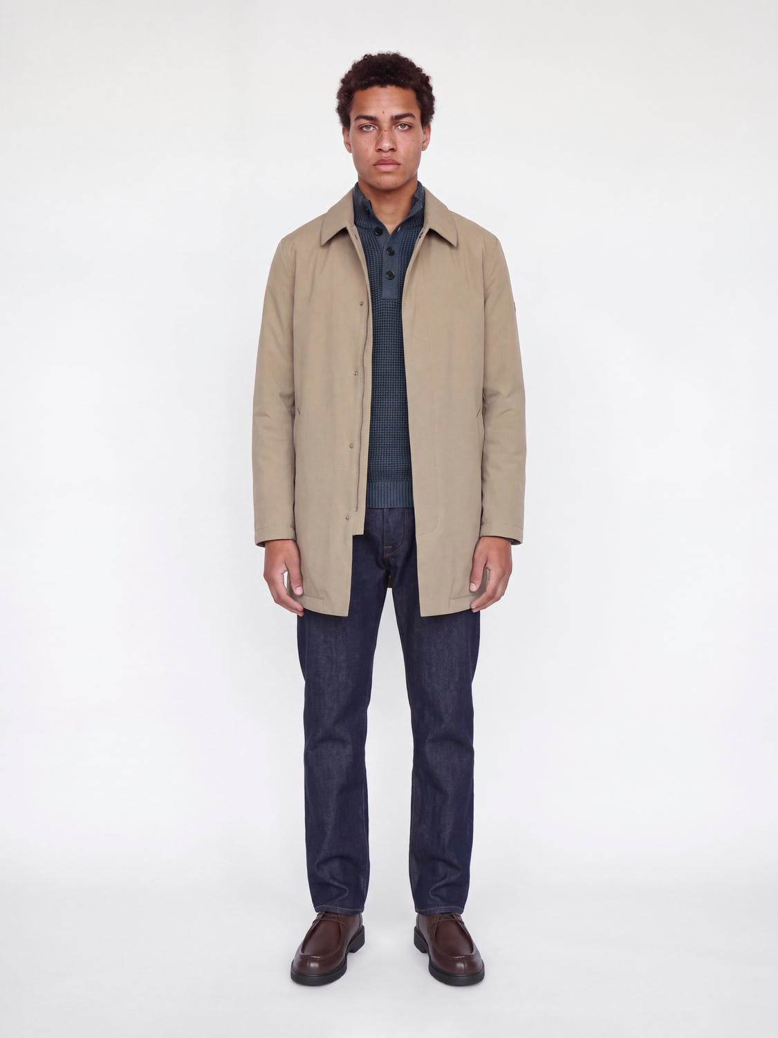 model_shot-front_full