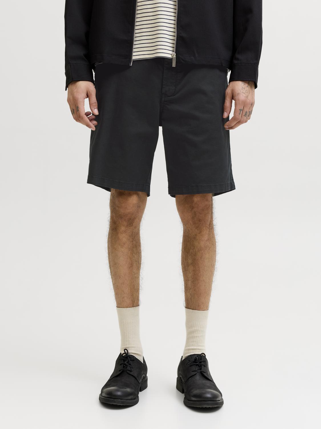 model_shot-front