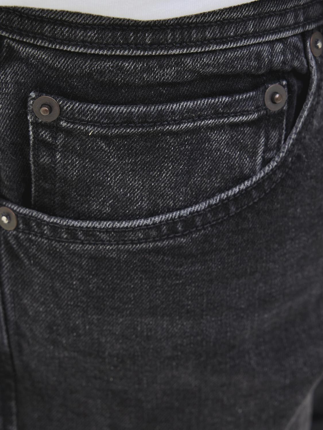 model_shot-detail